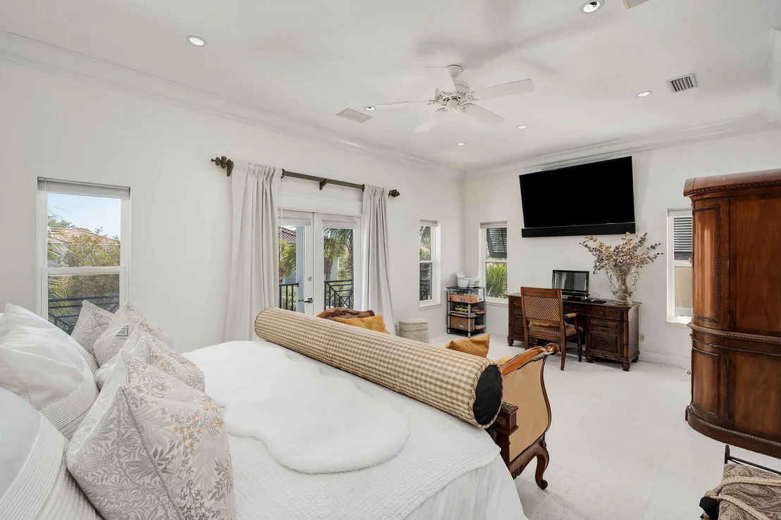 Photo of 50 White Cliffs Drive