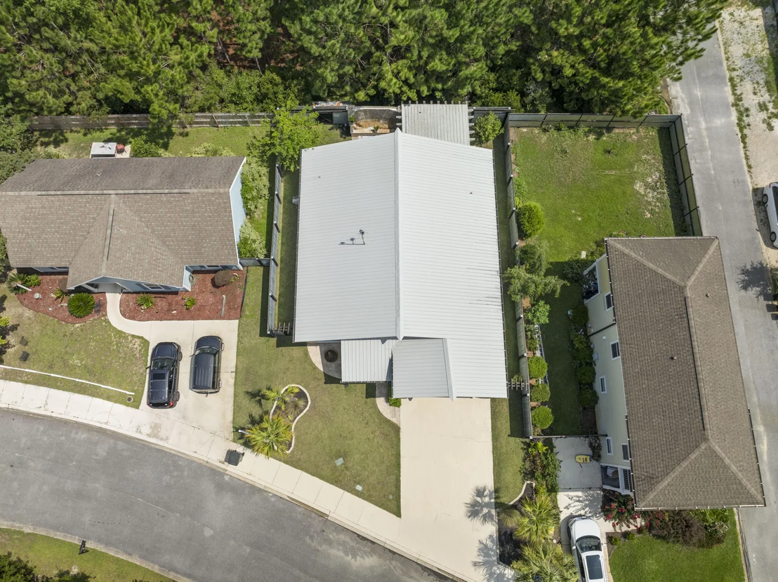 Photo of 46 Greenleaf Drive