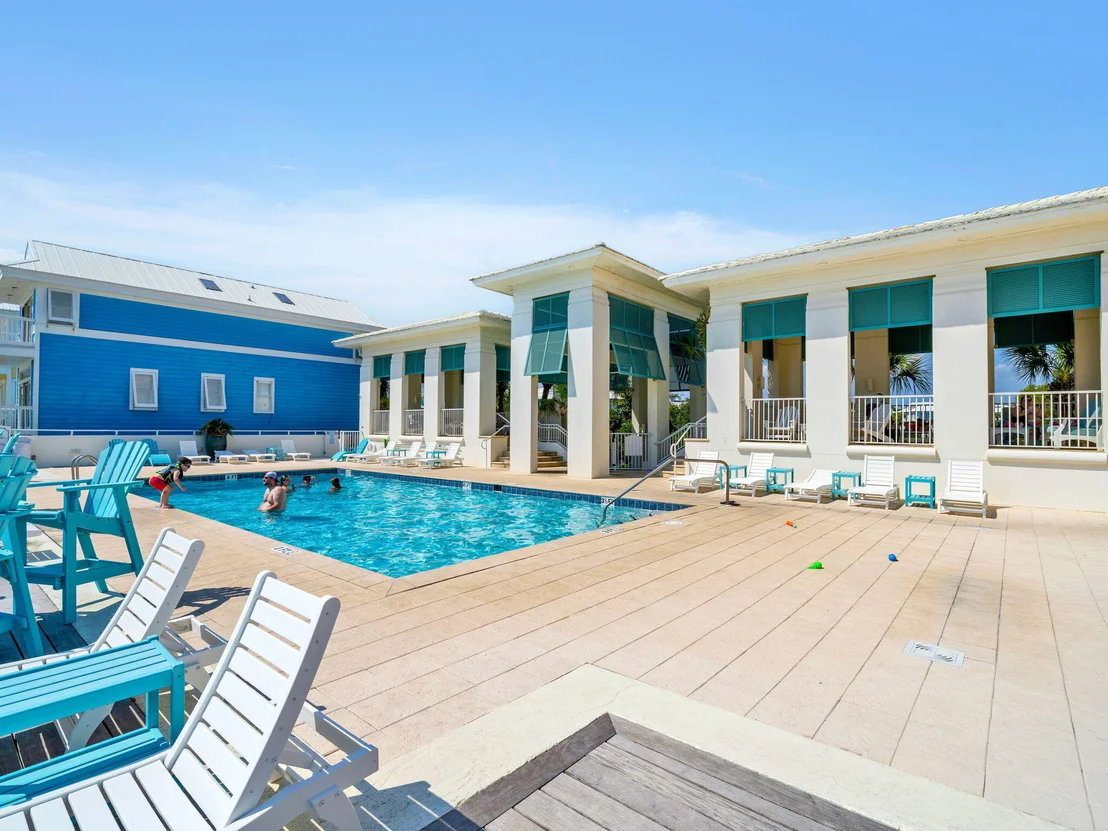 Photo of 100 Parkshore Drive