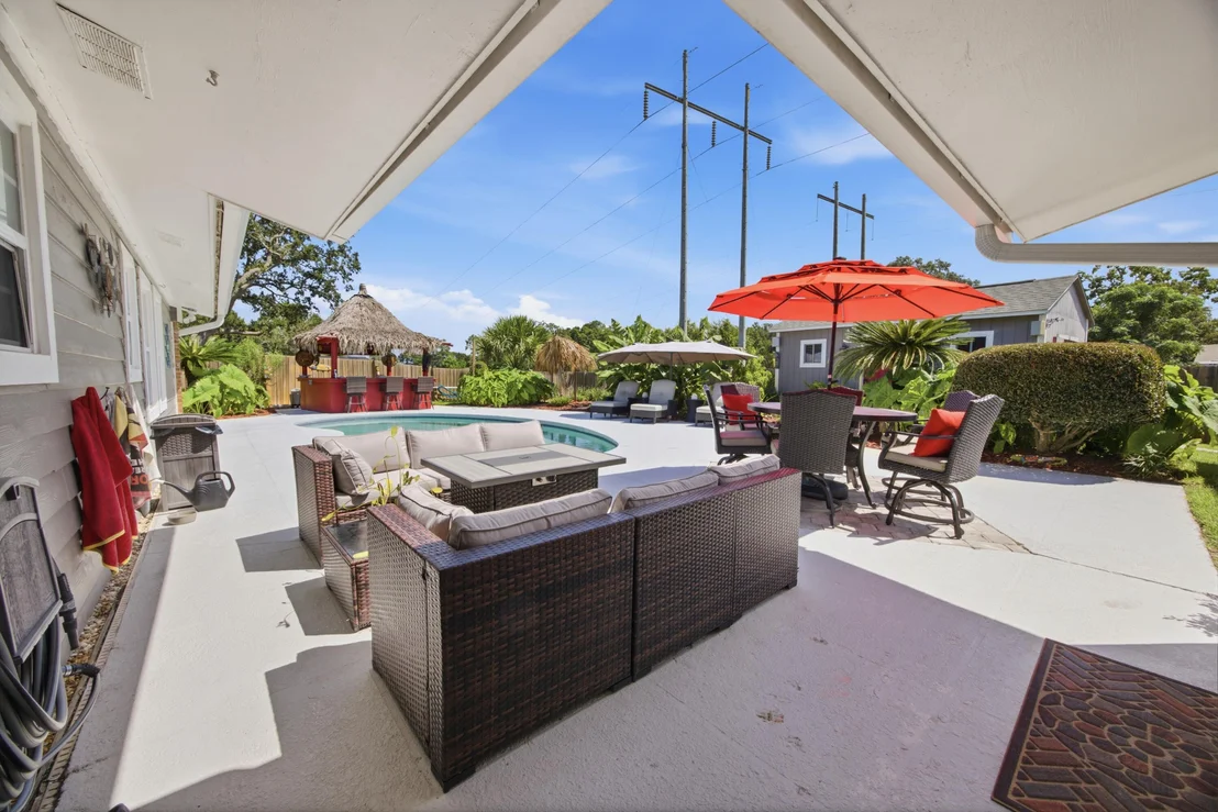 Photo of 325 Echo Circle