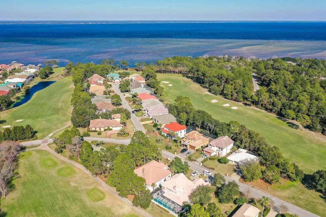 Photo of 679 Emerald Bay Drive