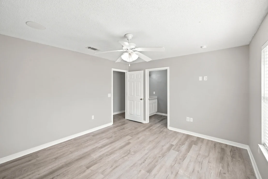Photo of 127 Nivana Drive