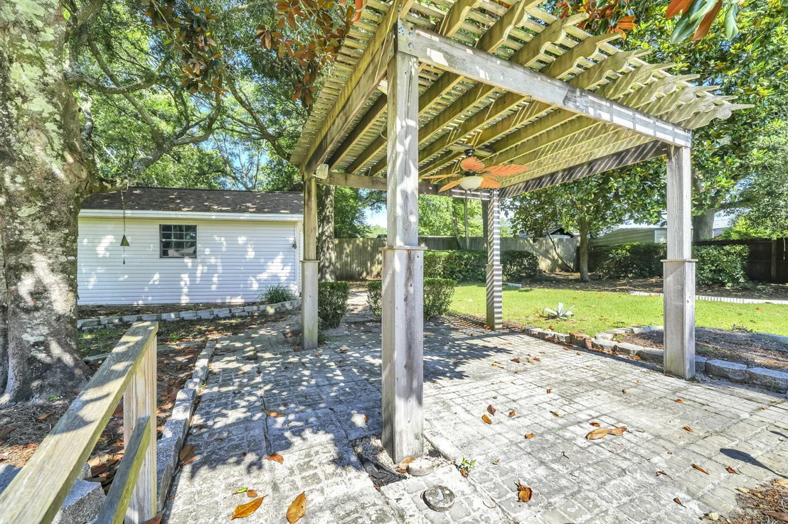 Photo of 2319 Canal Drive