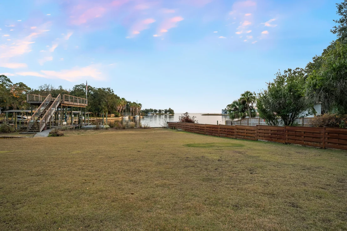 Photo of 27 Old Ferry Road