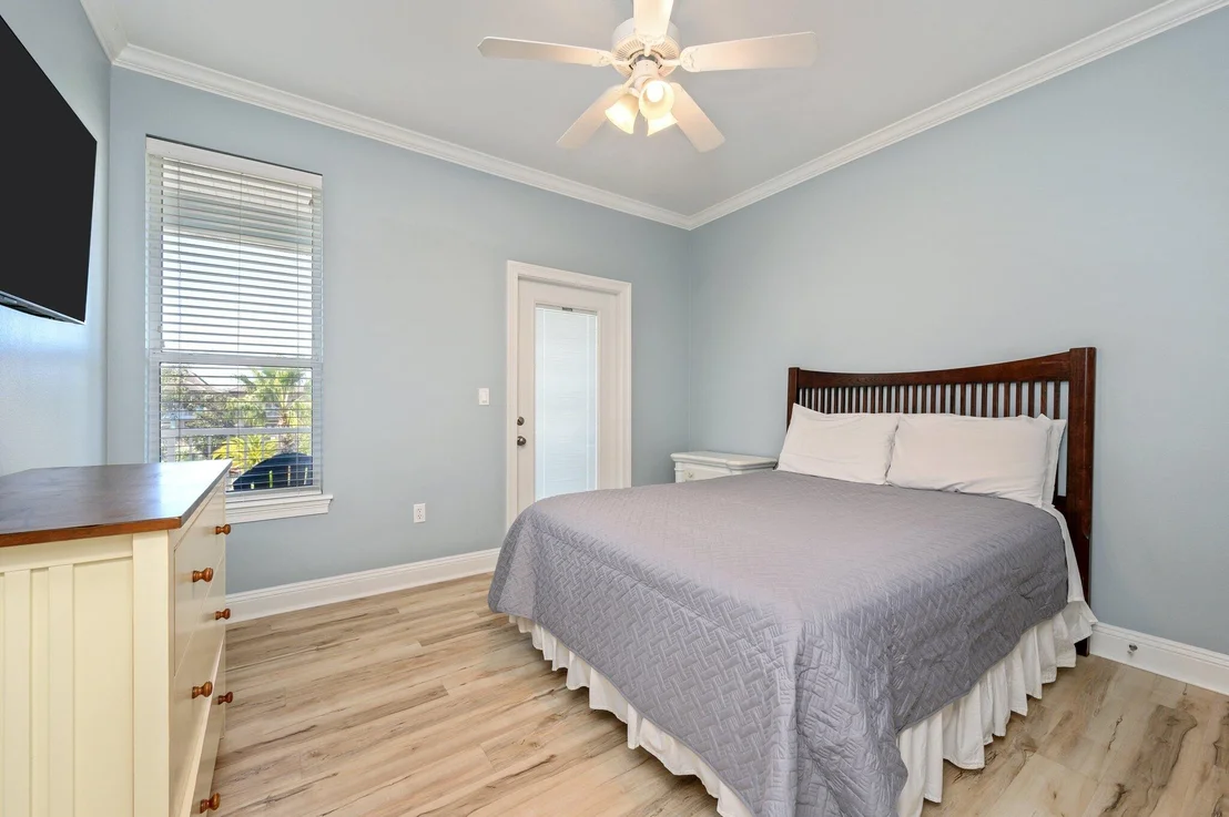 Photo of 223 E Grand Key Loop