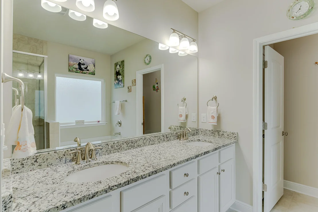Photo of 28 Eagle Haven Drive