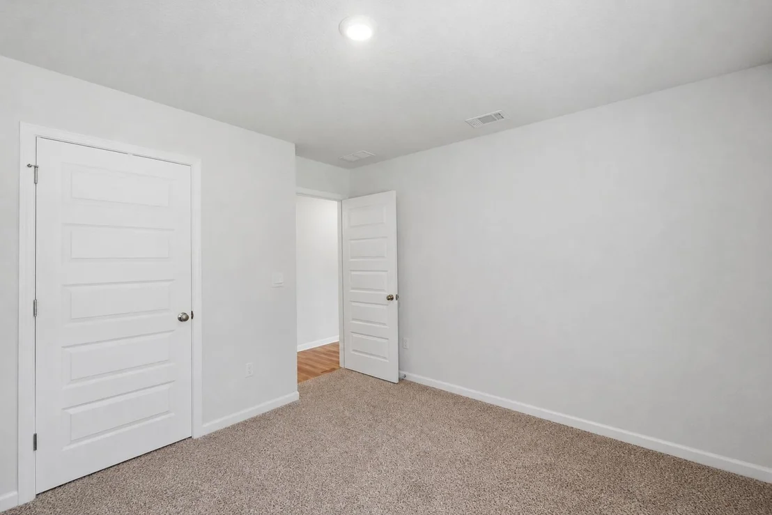 Photo of 6827 Interlachen Lane