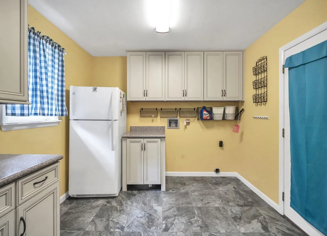 Photo of 14034 N 331 Business