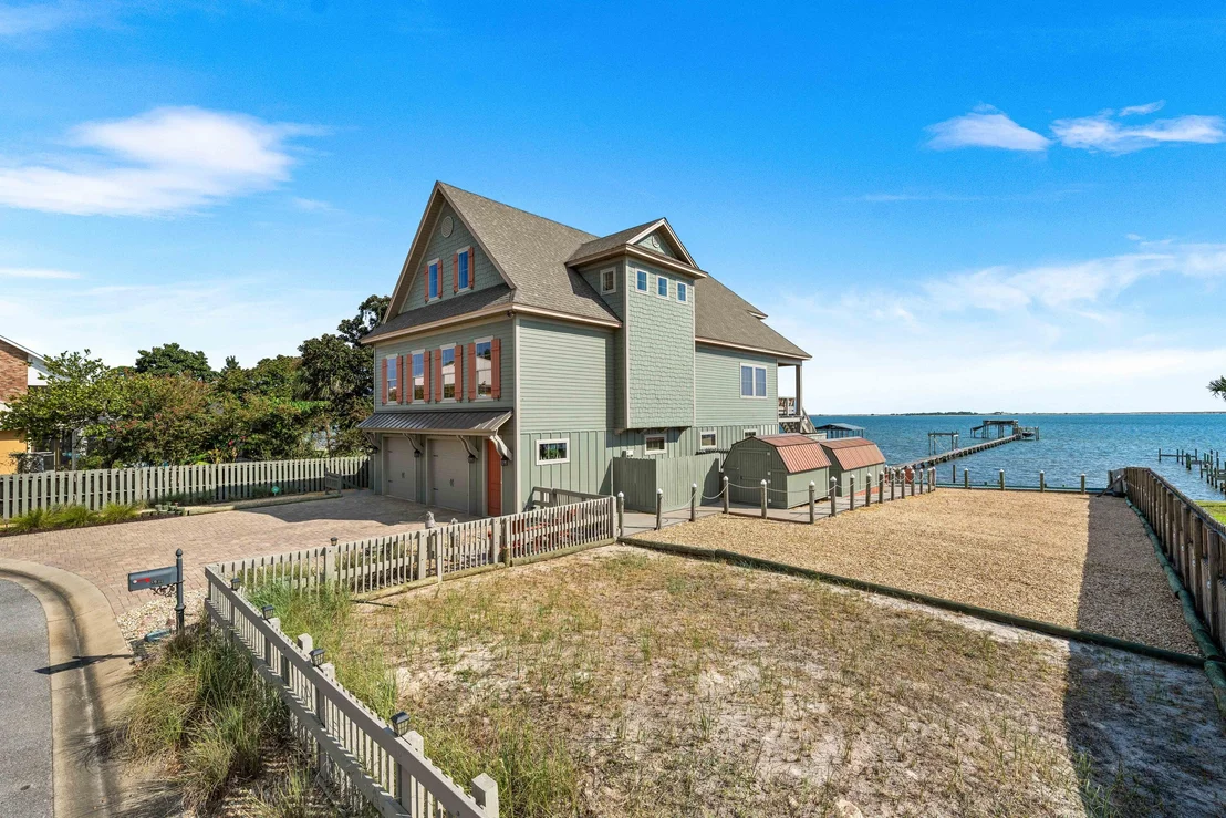 Photo of 8944 Windgate Circle