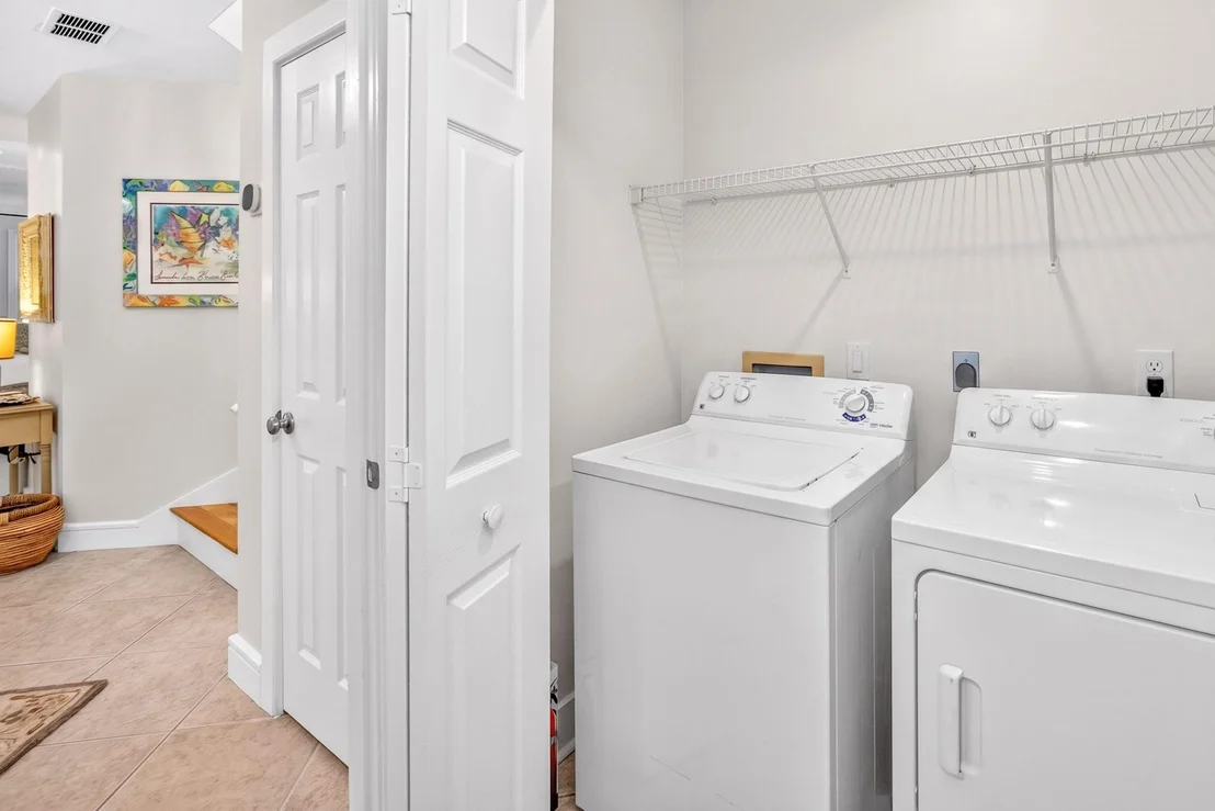 Photo of 5423 Terrace Circle
