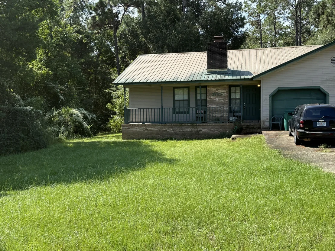 Photo of 2912 Crescent Avenue