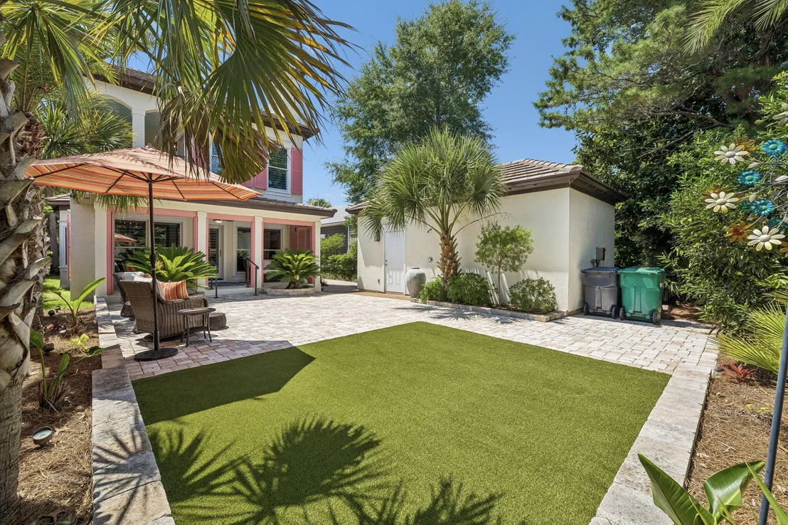 Photo of 61 Rue Caribe