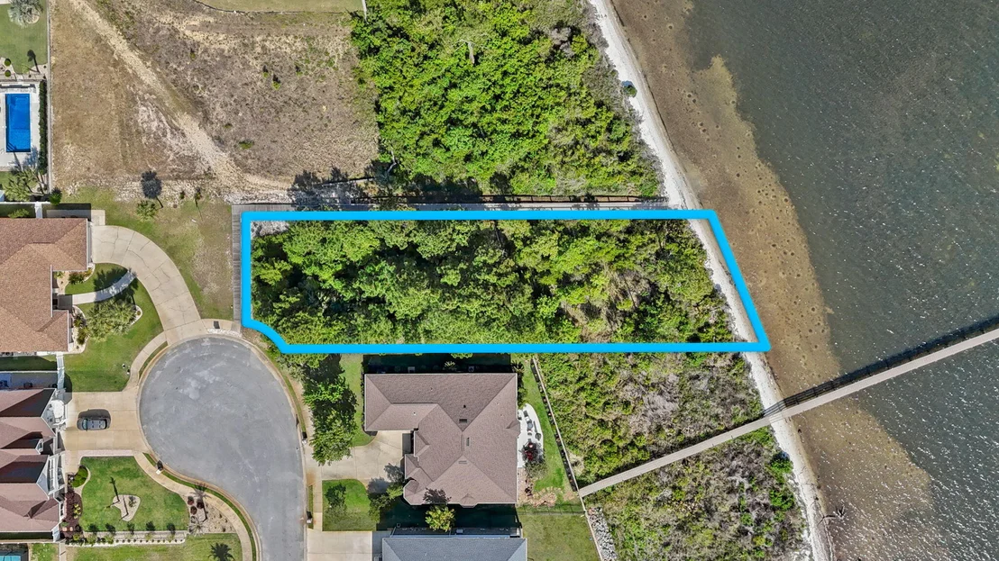 Photo of 7475 Soundshore Drive