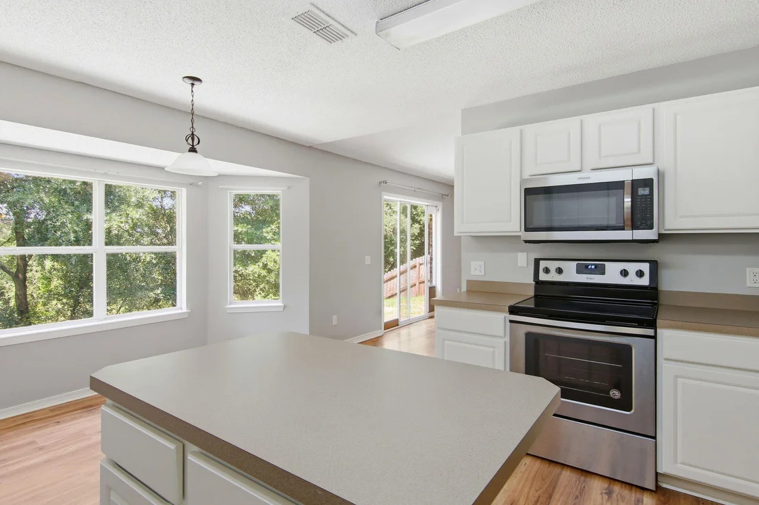 Photo of 330 Egan Drive