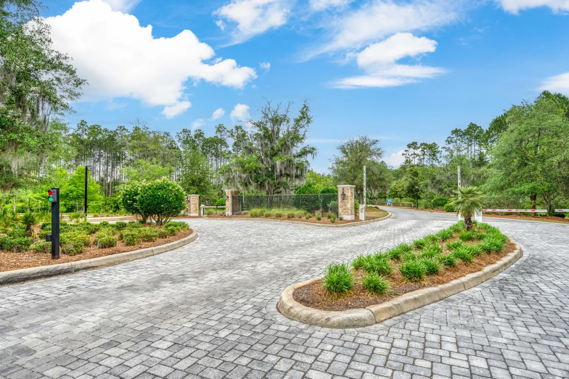Photo of 446 W Lafayette Road
