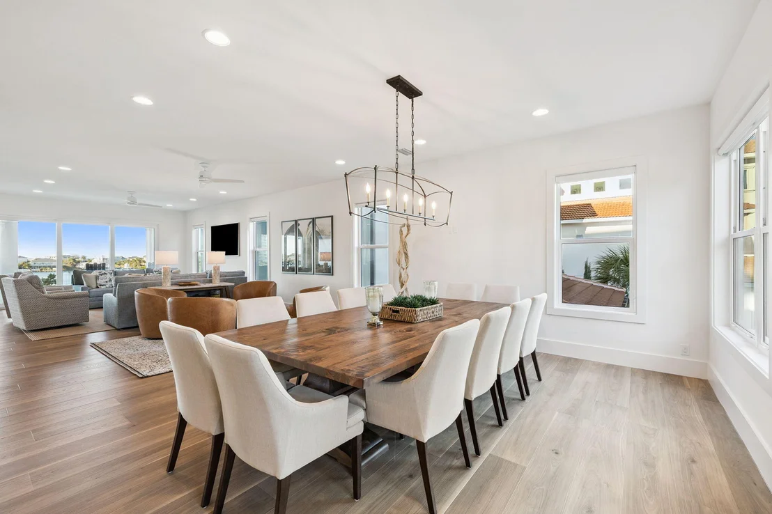 Photo of 754 Harbor Boulevard
