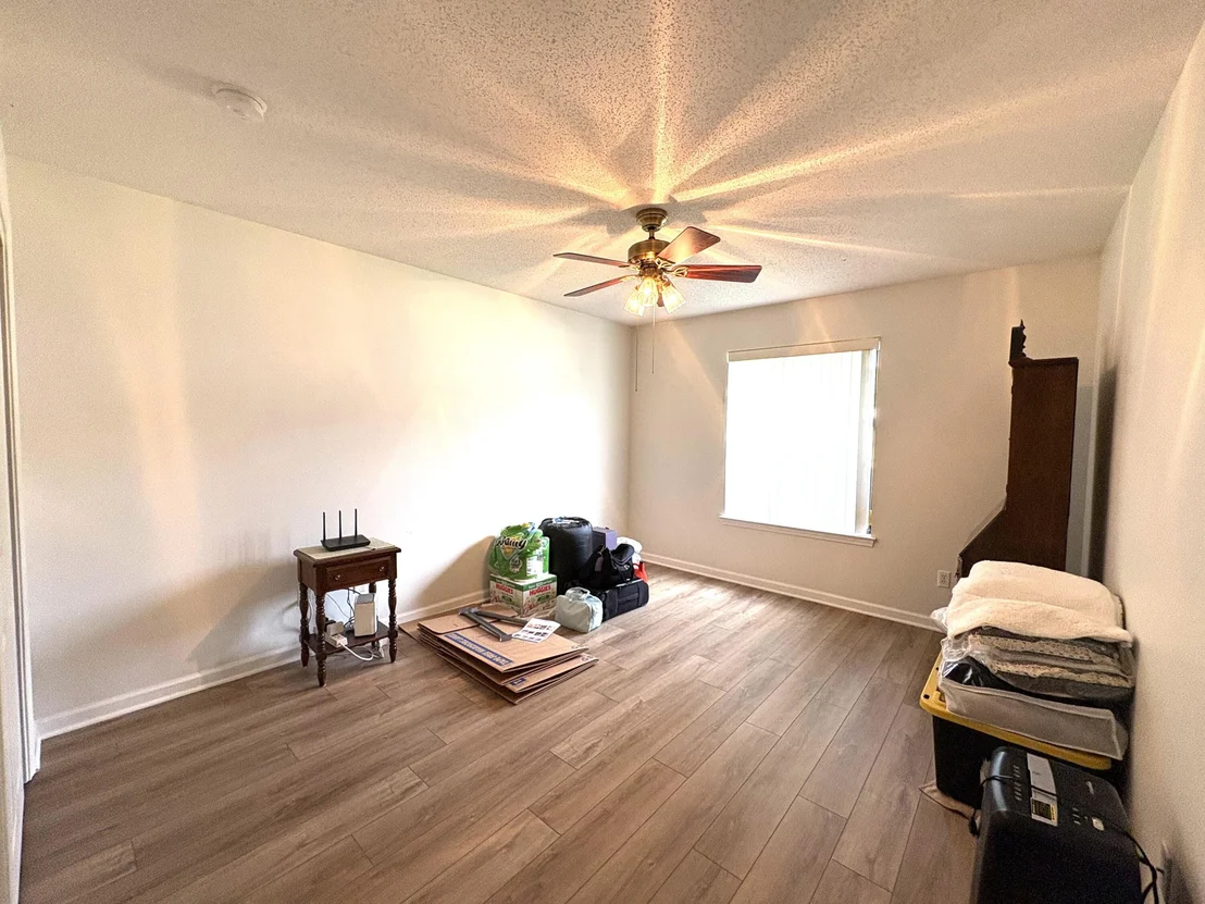 Photo of 110 Poplar Place