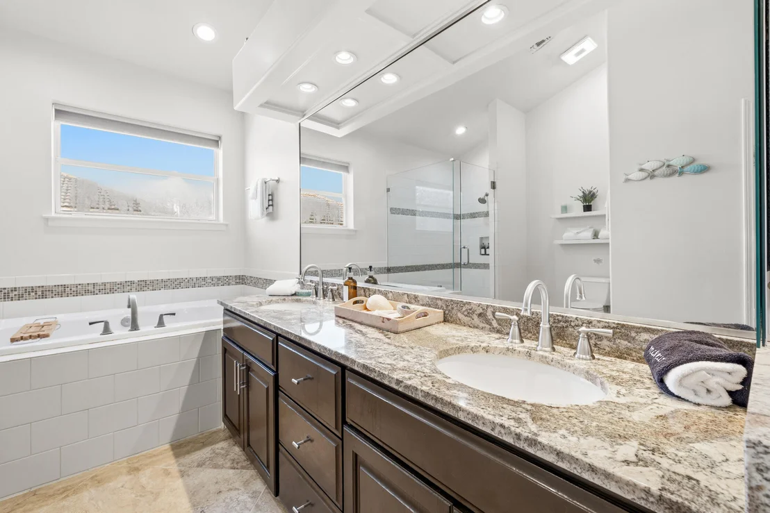 Photo of 674 Emerald Bay Drive