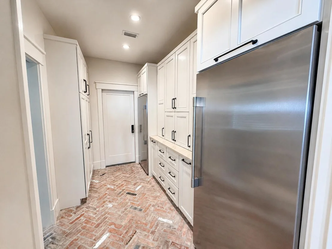 Photo of 932 Shore Drive