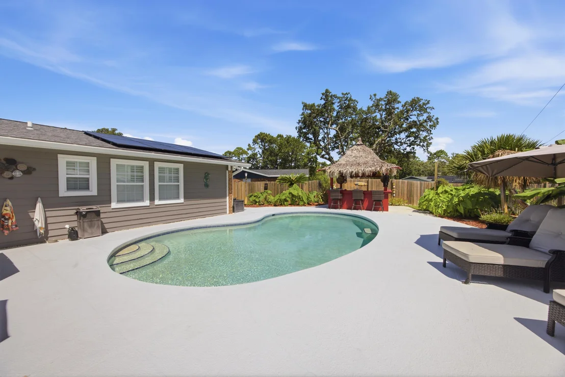 Photo of 325 Echo Circle