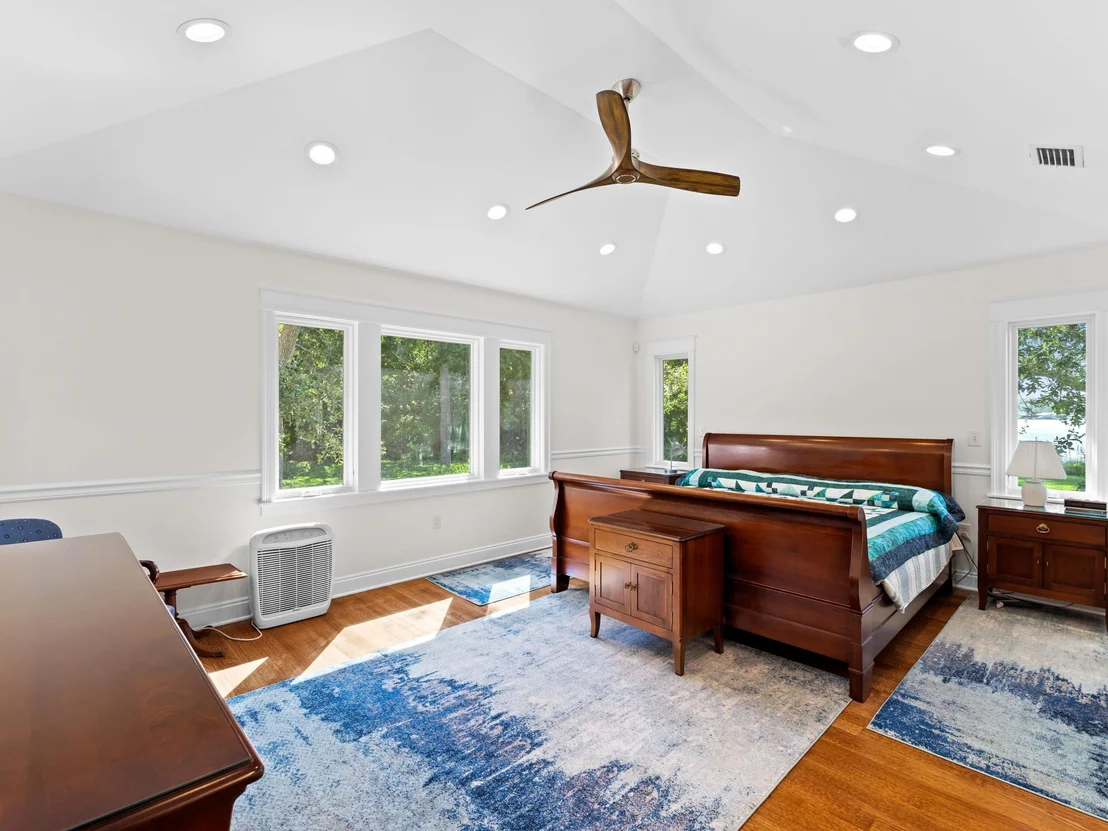 Photo of 104 George Ellis Point