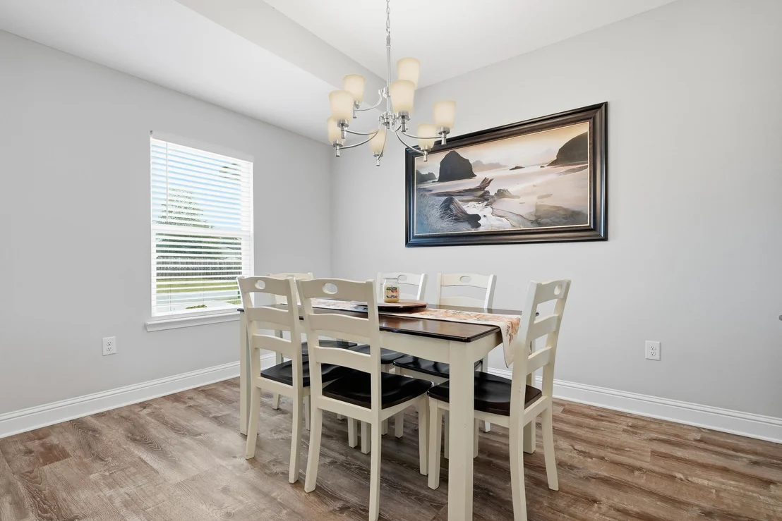 Photo of 5302 Moore Loop