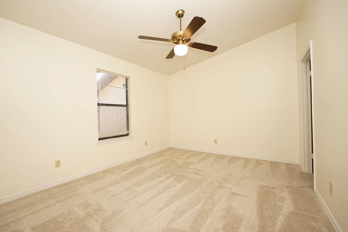 Photo of 33 Hidden Cove Way