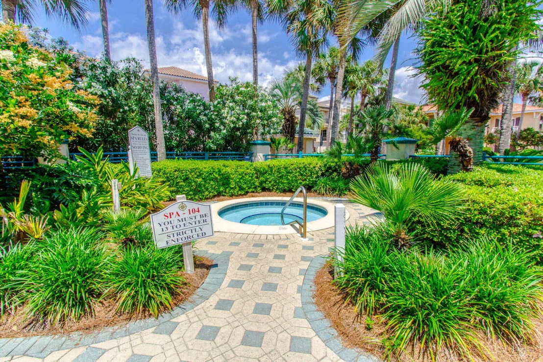 Photo of 28 Varazze Cay