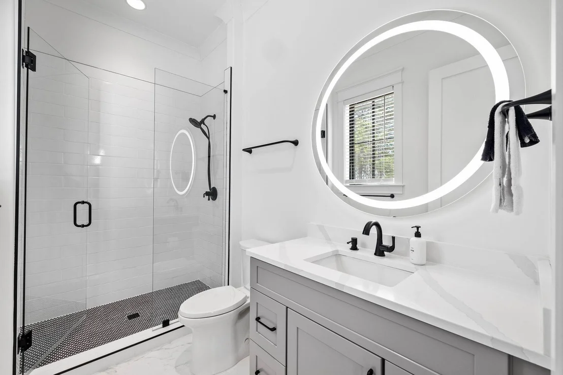 Photo of 42 Grande Pointe Circle