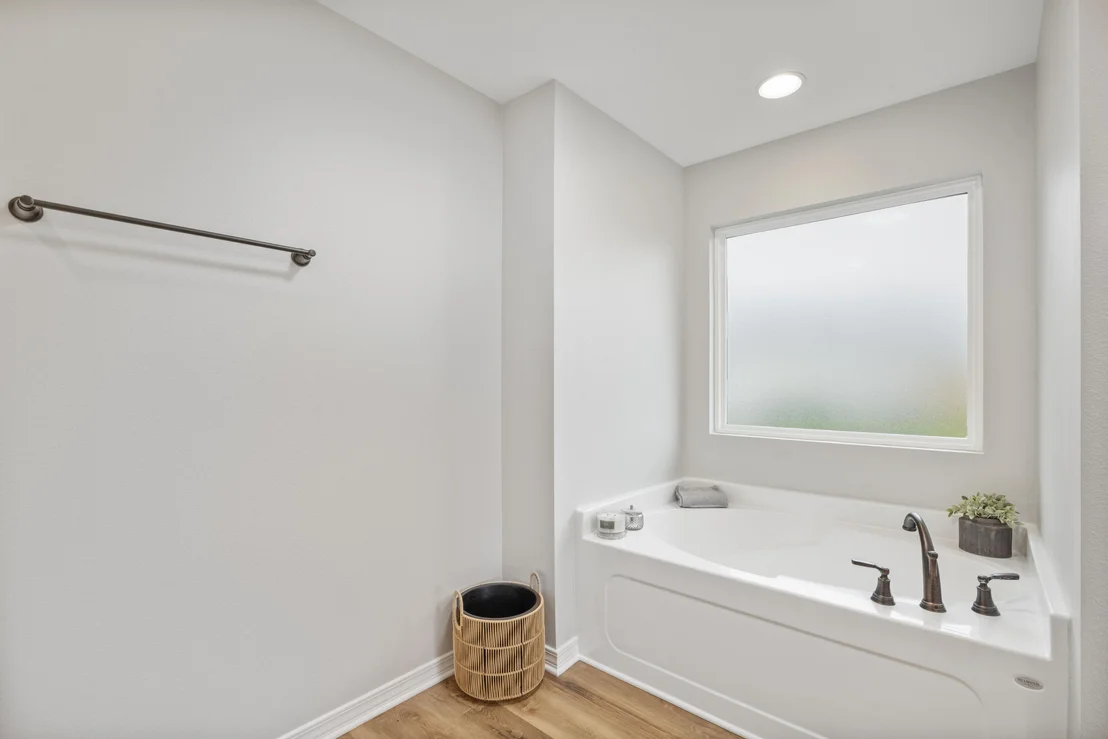 Photo of 2981 Adams Road