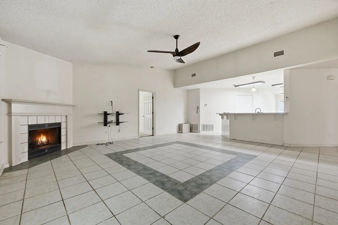 Photo of 2017 Candlewood Drive