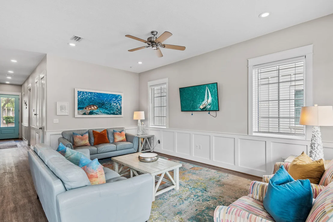 Photo of 240 Driftwood Road