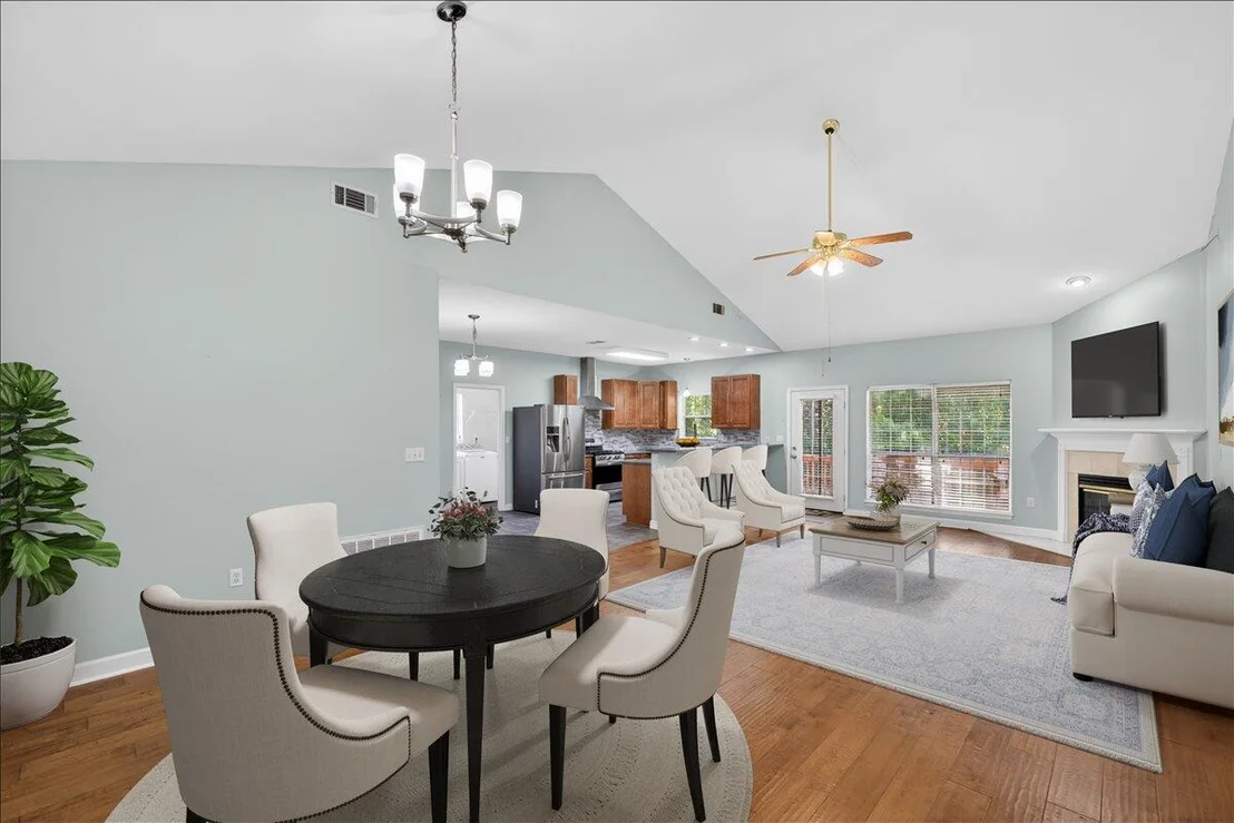 Photo of 3896 Mesa Road