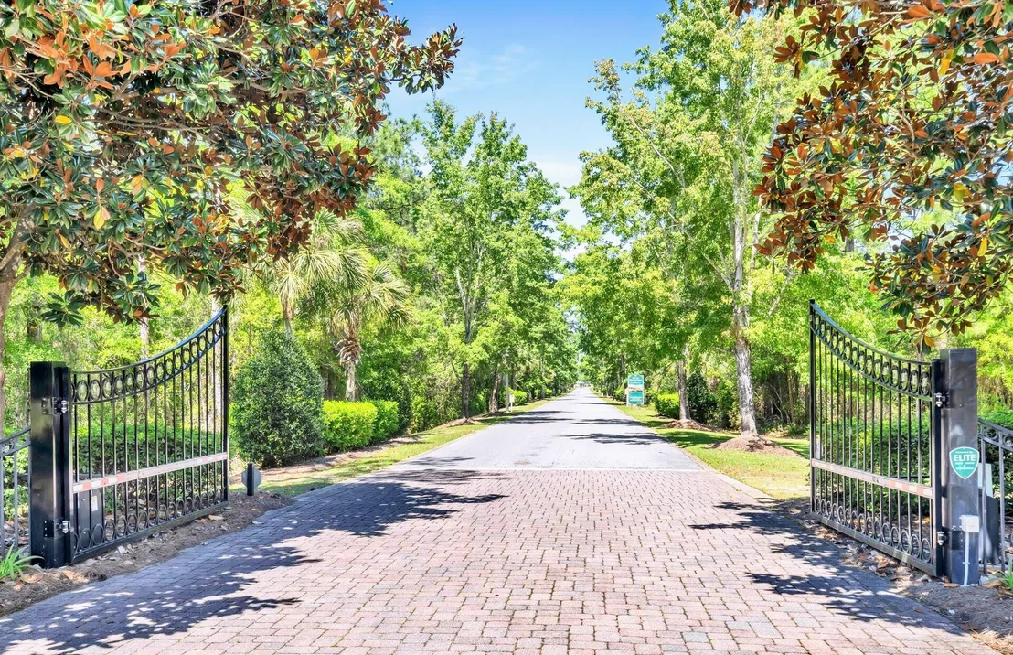 Photo of 487 Coastal Breeze Drive
