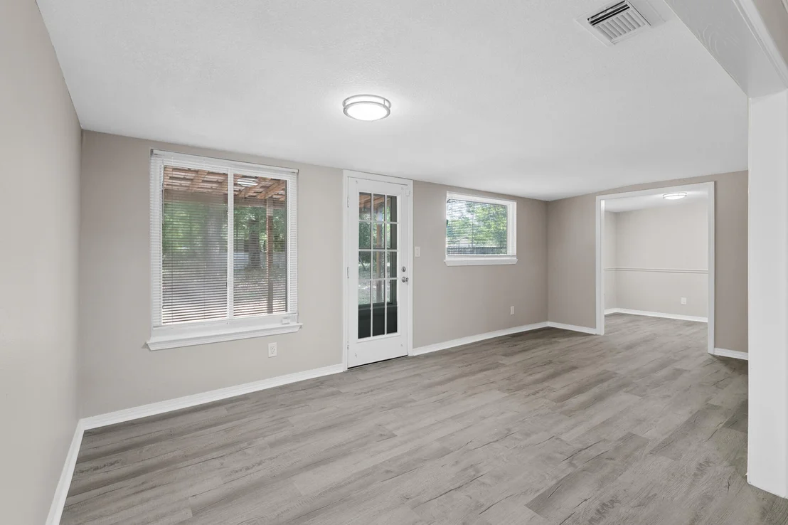 Photo of 3437 Auburn Road