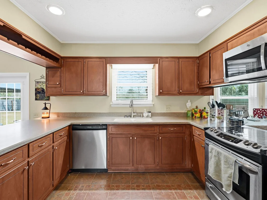 Photo of 4326 Pine Tree Lane