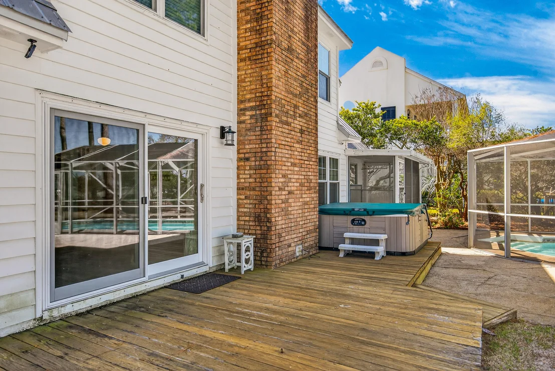 Photo of 186 Bayshore Drive