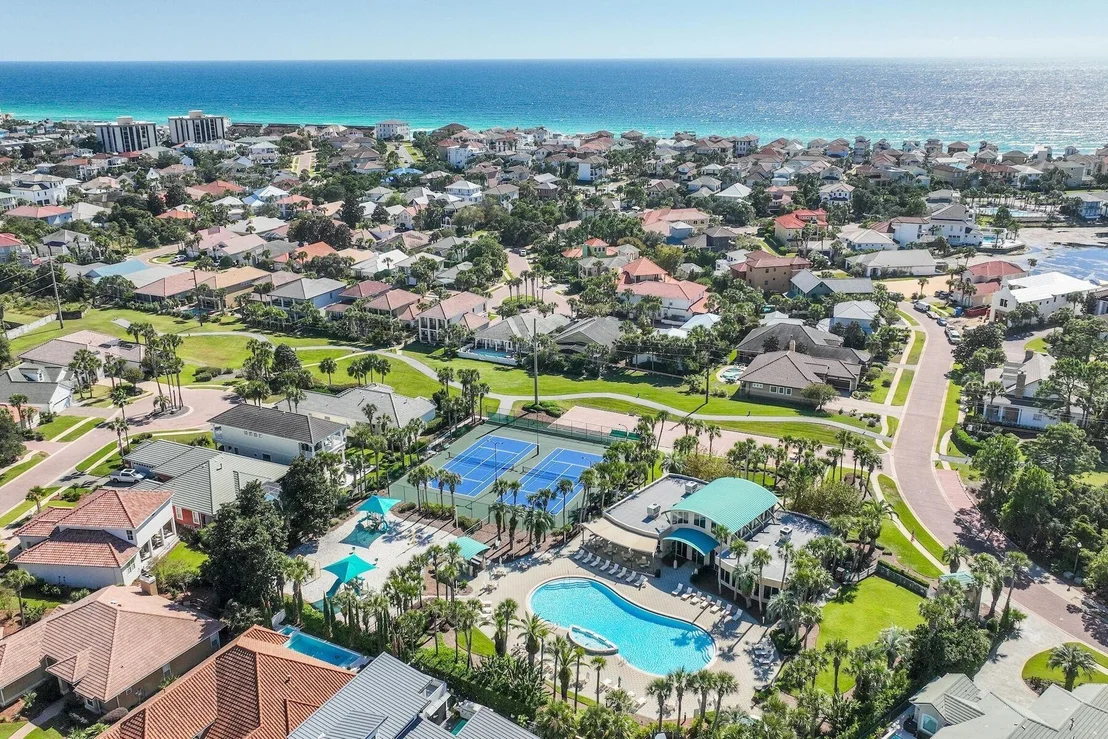 Photo of 70 Siesta Bluff
