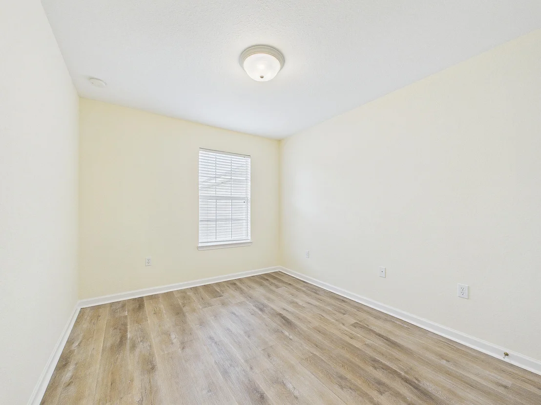 Photo of 108 Farrah Avenue