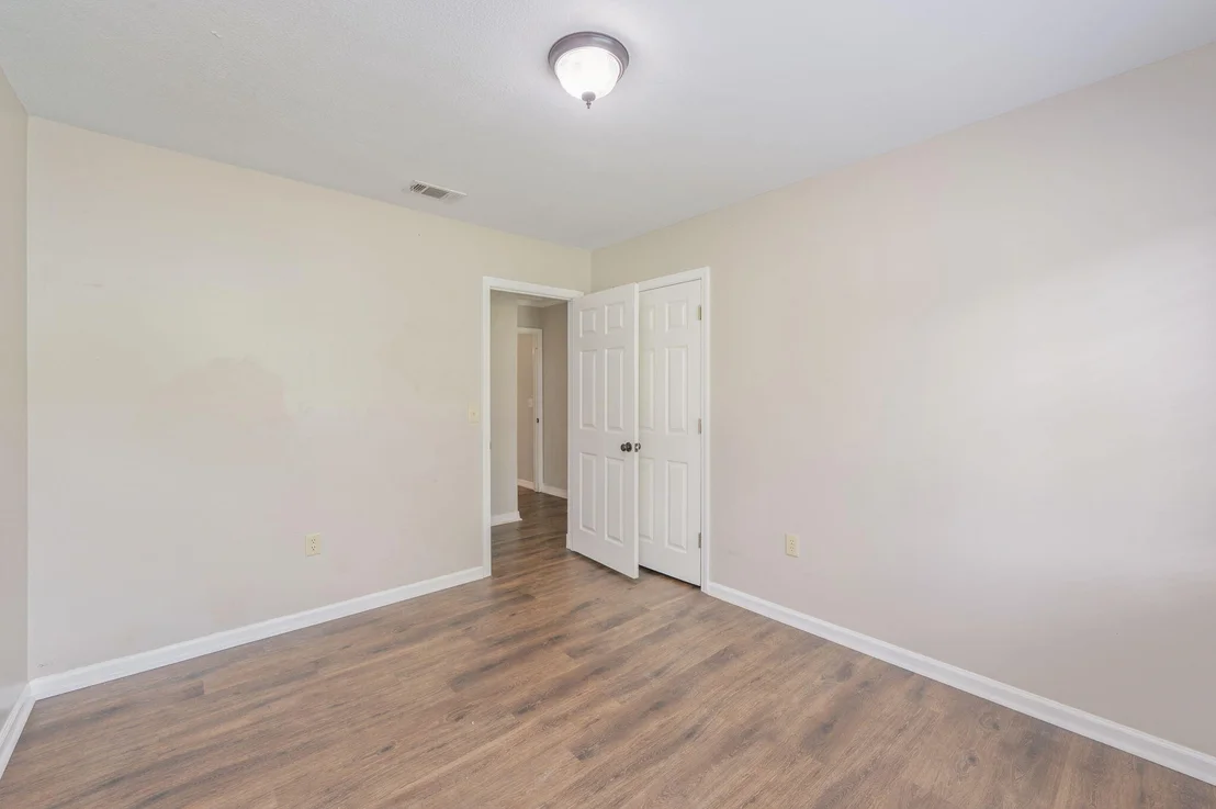 Photo of 140 Gillis Drive