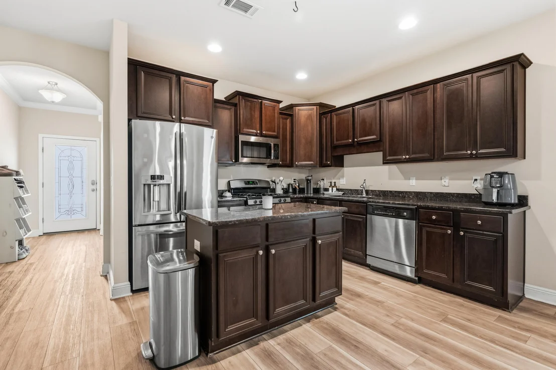Photo of 41 Dickens Drive