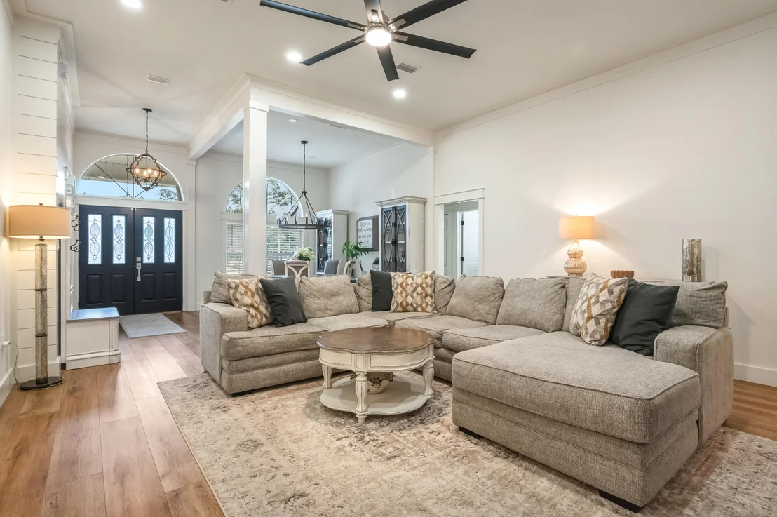 Photo of 209 Emmett Drive