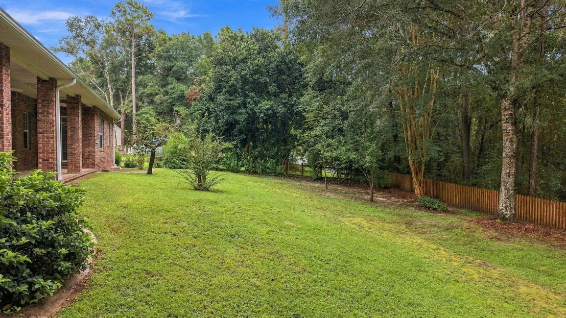 Photo of 521 Shoal River Drive