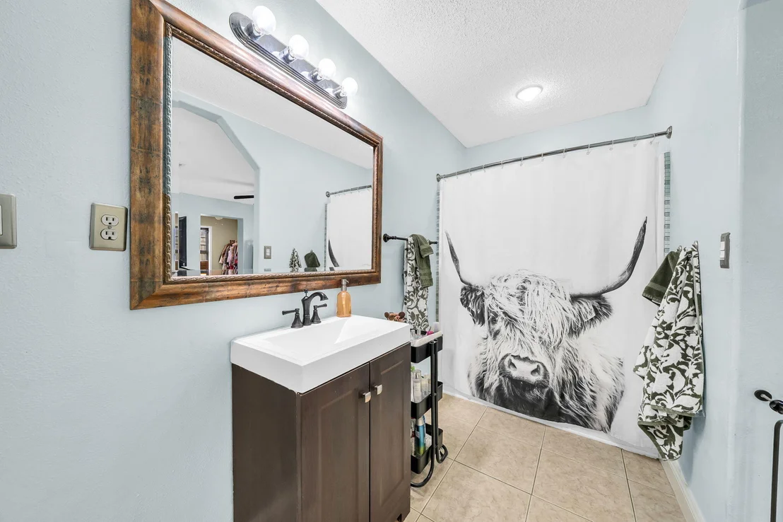 Photo of 1059 Windmill Drive