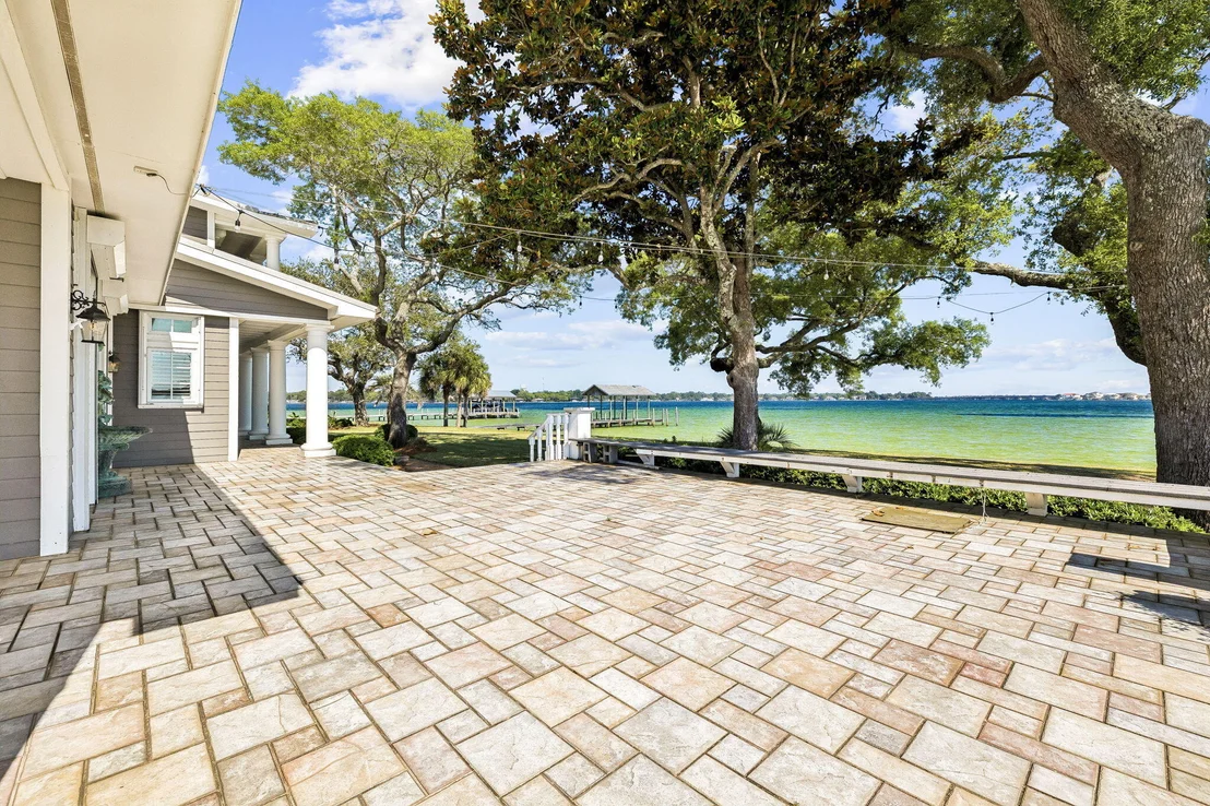 Photo of 11 Paradise Point Road