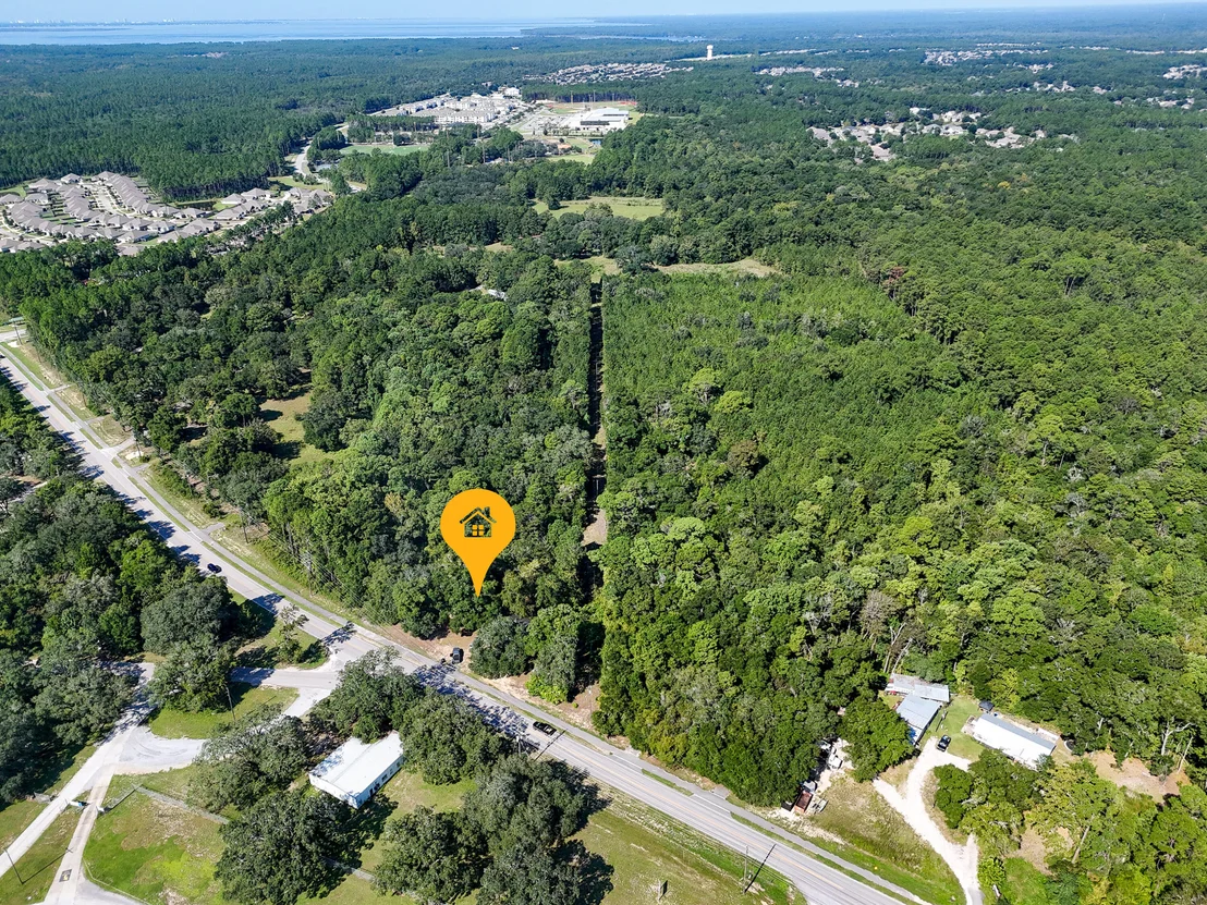 Photo of 700 E County Highway 83A