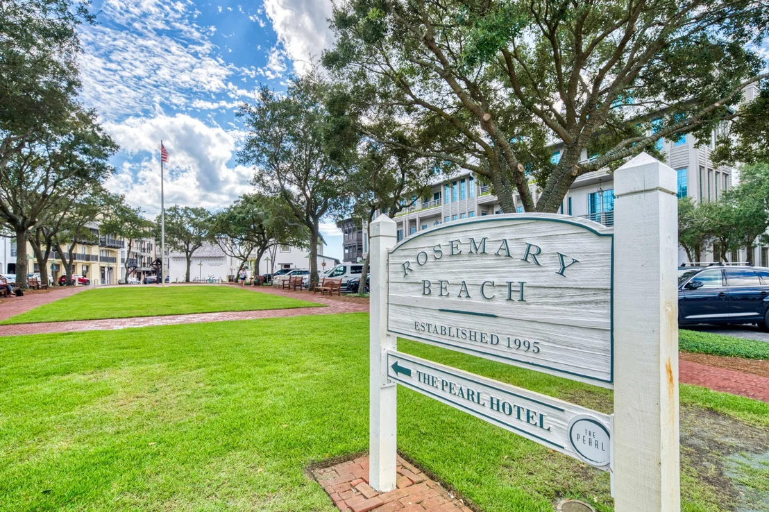 Photo of 111 W Shore Place