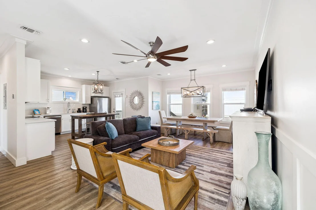 Photo of 10 Blue Surf Lane