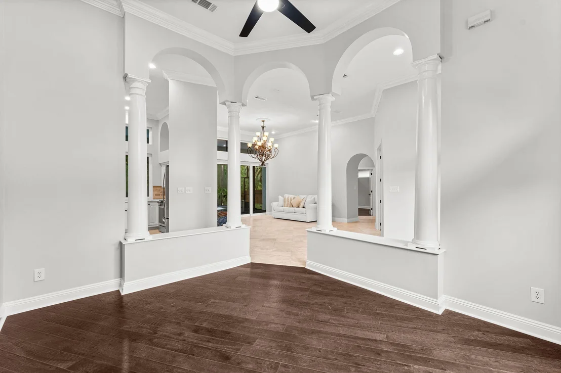 Photo of 156 Baywinds Drive