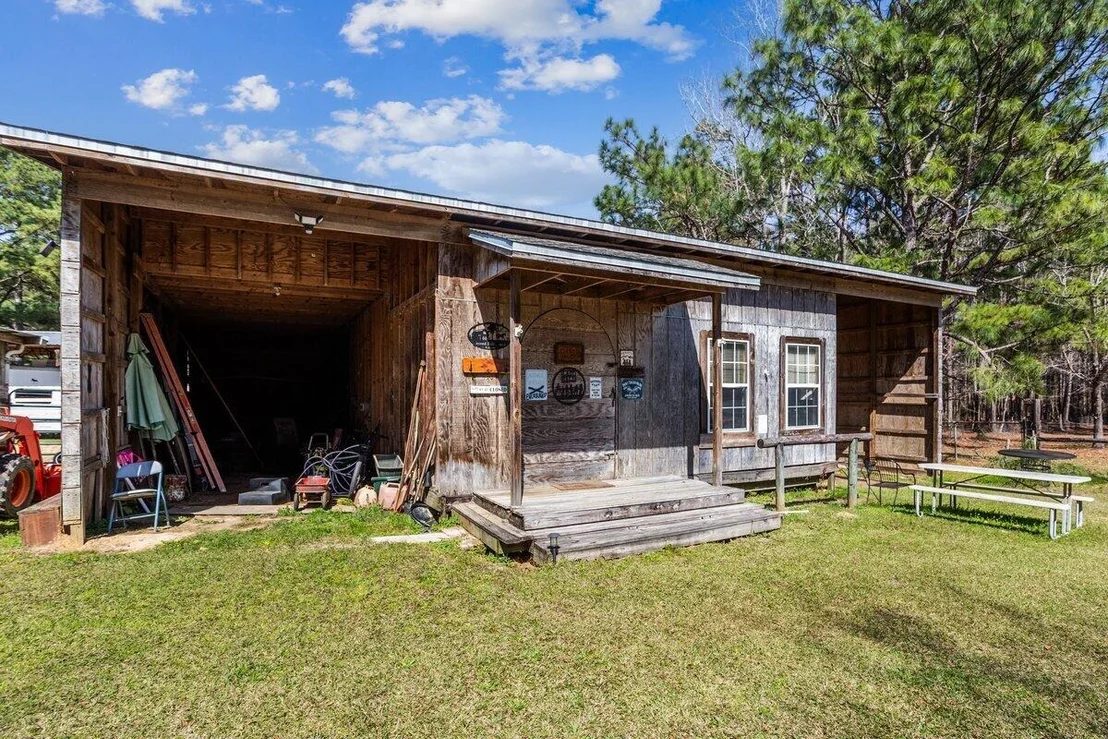 Photo of 1471 Hwy C 180